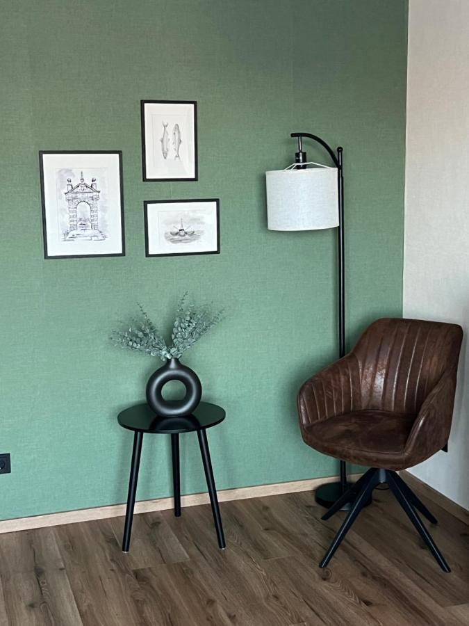 Gemuetliches Studio Im Stadtkern Mit Kanalblick Emden Eksteriør bilde